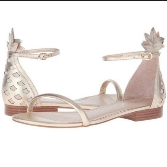Lilly Pulitzer Laura Pineapple Flat Sandal, size 9.5 - Picture 1 of 6